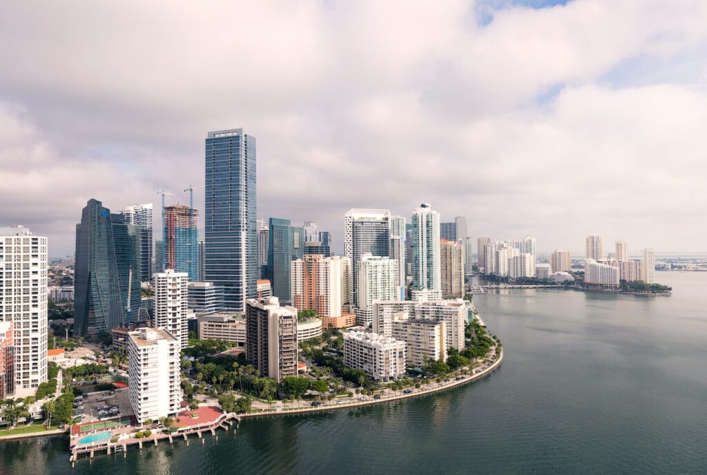 Razones para invertir en el mercado inmobiliario de Miami en 2023